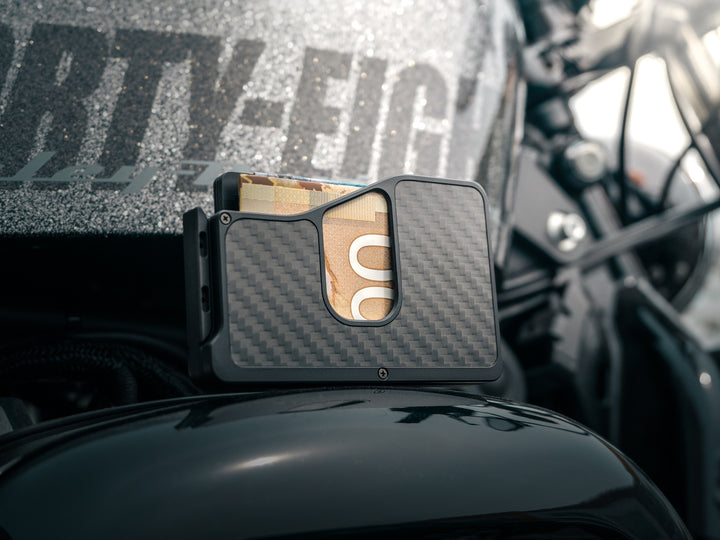 Fantom X Carbon Fiber Fan-Out Wallet with Cash Holder
